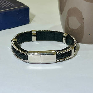 Premium Braided Leather Bracelet – Silver Detail