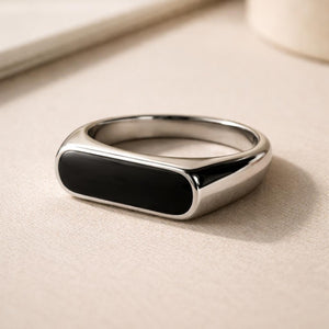 Silver Slim Bar Onyx Ring