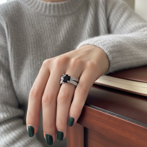 Black Onyx Criss-Cross Ring