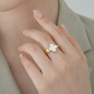 White Clover Gold  Ring